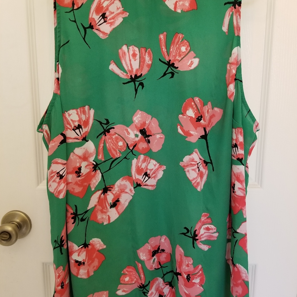 Who What Wear Sleeveless Top